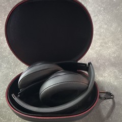 Beats Solo 4 Bluetooth Wireless On-Ear Headphones – Matte Black