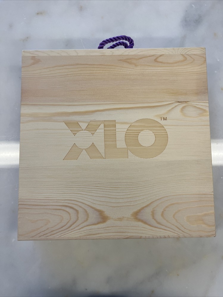 XLO UltraPlus UP 1A – 2M Single-Ended Audio Interconnect 2 M Pair with Box