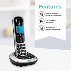 Motorola CD4013 Digital Cordless Telephone w Answering Machine 3 Handset Phones
