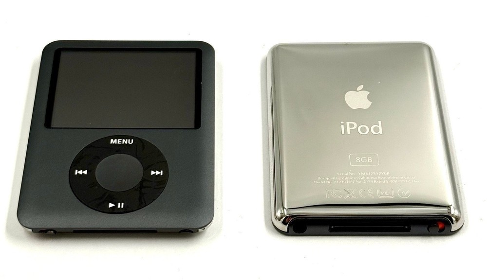 iPod Nano 3rd Generation 8GB Black – Excellent Refurbished – Perfect