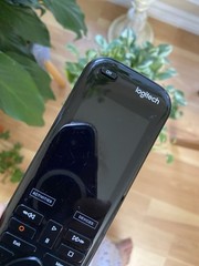 Logitech Harmony Elite Universal REMOTE ONLY Powers ON