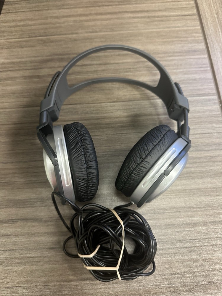 Sony MDR-XD100 Wired 3.5mm Over-Ear Stereo Headphones 40mm 10ft Black/Gray