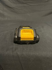 DEWALT DCB207 20V BATTERY (B26009987)