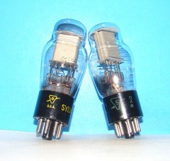 No type 2050 Sylvania radio audio jukebox vacuum 2 tubes valves tested ST 2050A
