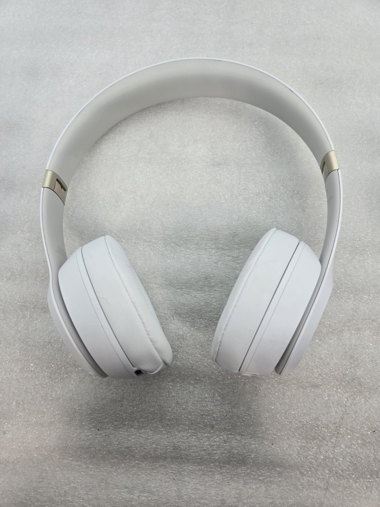 Beats Solo 4 Bluetooth On-Ear Headphones White/Gold Fast Free Shipping a