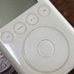 Apple iPod 3rd Generation 20GB A1040 – For Parts or Repair – No Power