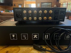 Douk Audio G7 2/4-Channel Digital Amplifier Speaker Selector w/ VU Meter