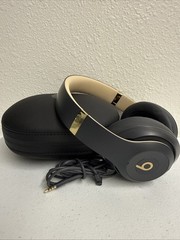 Beats by Dr. Dre Studio3 Wireless Headphones – Black & Gold – W/ Case & Cable