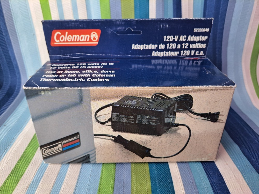 Coleman 120 V Power Supply Converts 120V AC to 12V DC NEW BIN07