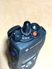 MOTOROLA XTS2500 Model II UHF 450-520Mhz Radio H46SDF9PW6BN No Antenna