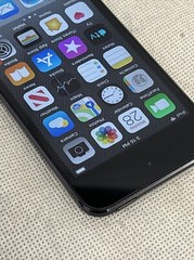 Apple iPod Touch 6th Generation 32GB Space Gray A1574