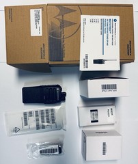 Motorola CP200D UHF Digital Portable Radio DMR MOTOTRBO Model AAH01QDC9JA2AN