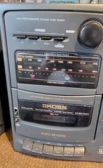 Vintage 1994 Koss HG20 Radio Cassette Player Detachable Speakers AC or Battery