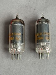 Pair RCA 6AU6A tubes, black plates, new old stock matched date codes MT = 1962
