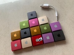 Apple IPod Shuffle 4th Generation (2GB) Good Condition New Battery