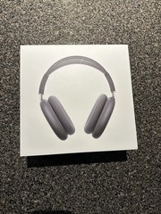 AppIe AirPods Max Noise Cancelling Headphones Space Gray