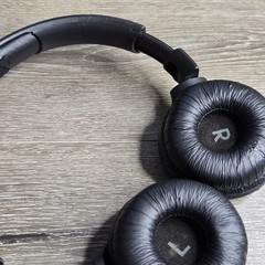JBL Tune 510BT Wireless On-Ear Headphones Black Bluetooth Tested & Working