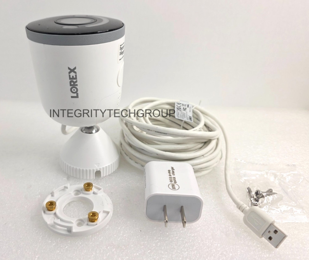 Lorex 4K Spotlight Wi-Fi 6 Security Camera W/ Smart Security Lighting W881AA