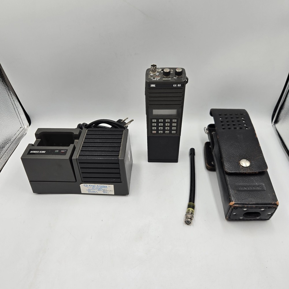 Bendix/King KX-99 Aviation Radio Handheld Transceiver W/ Rapid Charger FOR PARTS