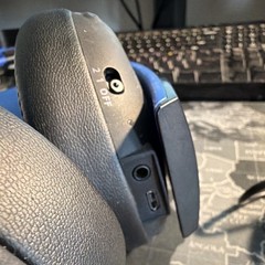 Sony CUHYA-0080 Wireless Bluetooth Over-Ear Headphones Black/Blue USB