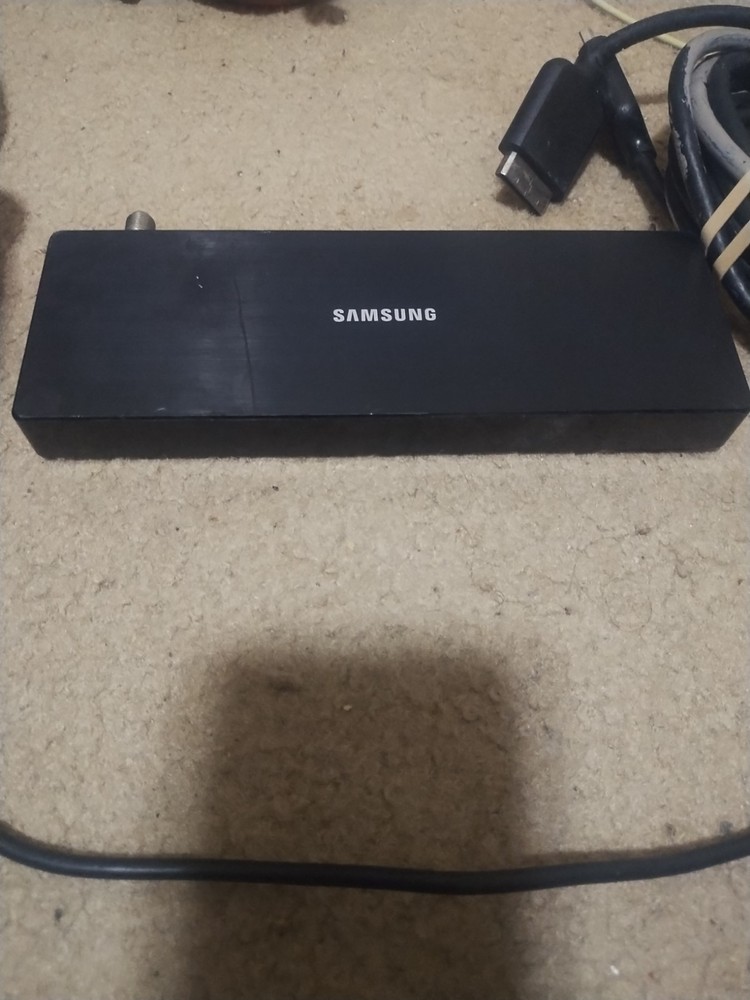 SAMSUNG ONE CONNECT MINI BOX BN96-35817B FOR UN65JS8500/UN65JU7100 (WITH CABLE)