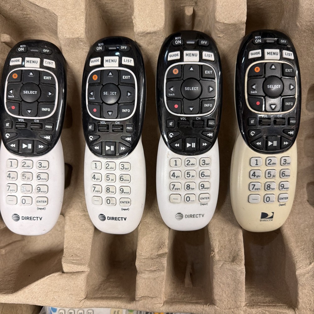 4 of DIRECTV IR/RF Universal Ergonomic Genie Remote (RC73)