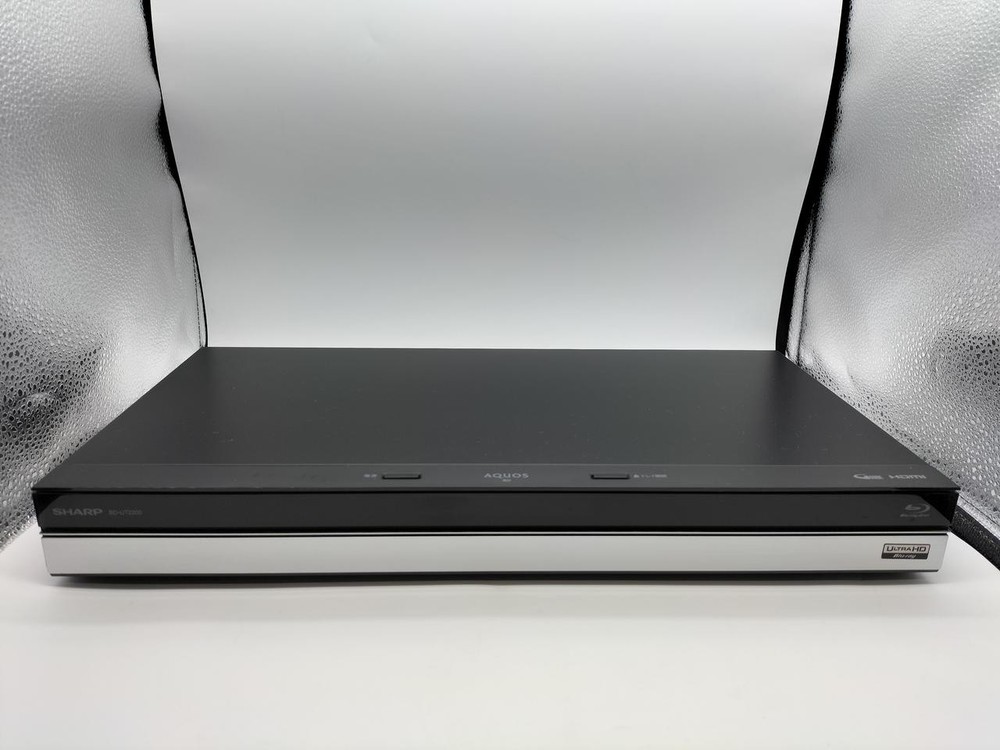 SHARP BD-UT2200 Blu-ray HDD Recorder 2TB 3 Tuner Ultra HD Remote