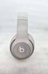 Beats Studio Pro Wireless Over Ear Headphones Sandstone FAST FREE SHIPPING a