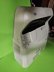 Sewing Epson BrightLink 695Wi H740A 3LCD Projector Ultra Short w new lamp