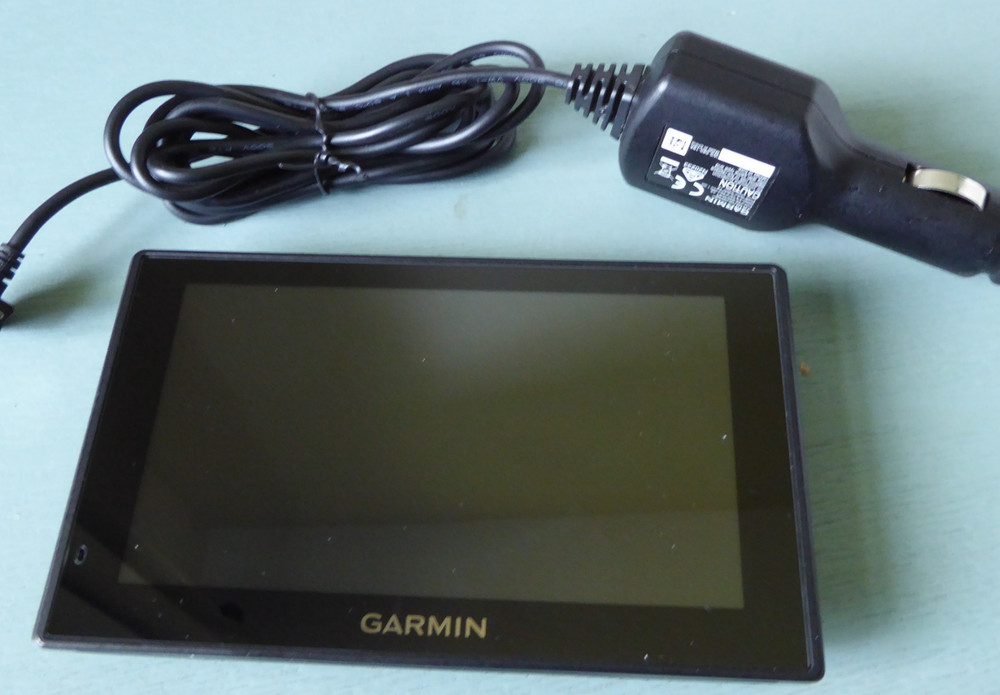 Garmin Drive Smart 50 LMTHD GPS Navigation Unit Only W/ Auto Power Cord Tested