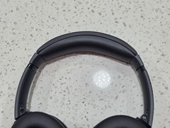 Bose QuietComfort Wireless Over-Ear Headphones – Black
