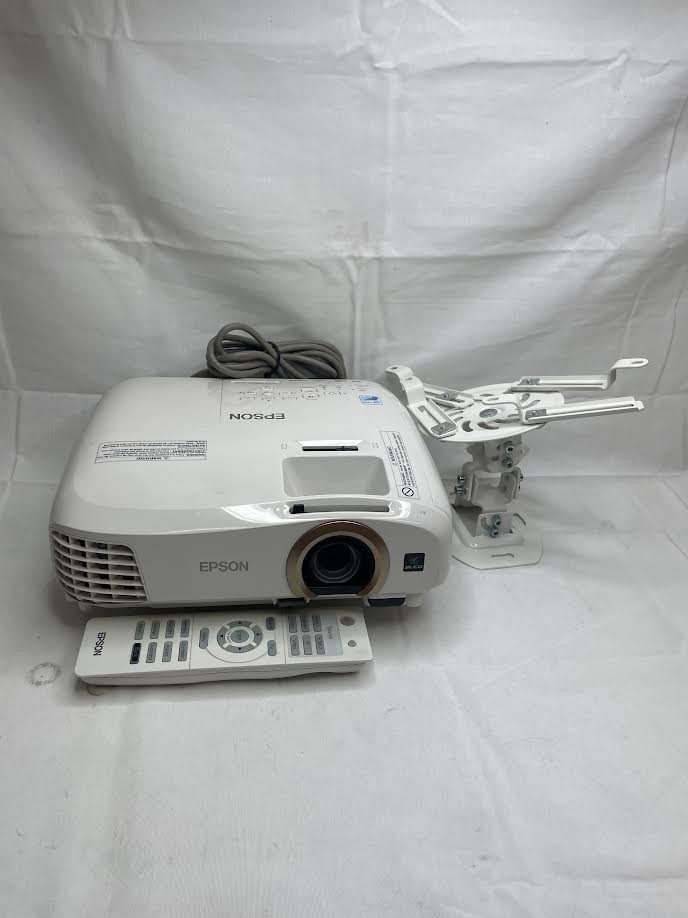 Epson PowerLite Home Cinema 2045 3D 1080p Wireless 3LCD Projector White