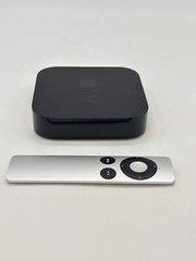 Apple TV A1469 3rd Generation Digital HD Media Streamer w/ Remote only