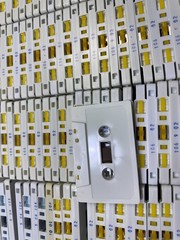 Lot Of 100 Blank Cassette Tapes Tabs In New Unbranded 90 Minutes