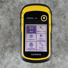 Garmin eTrex 10 Handheld GPS Receiver Monochrome Navigator Yellow