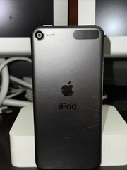 Apple iPod Touch 7th Generation/ 32gb Space Gray/ Used