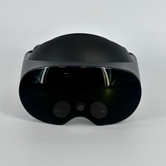 Meta Quest Pro VR Headset 256GB w/ Charger/Controllers/Regular Strap – Very Good