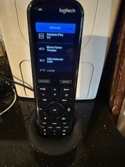 Logitech Harmony Elite Universal Remote Control w/Charging Dock N-R0010 No Hub