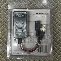 Luma Surveillance Passive Video and Power Balun with RJ45 Model: LUM-BAL-VP