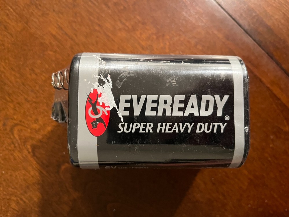 Eveready #1209 6v Battery with plastic seal
