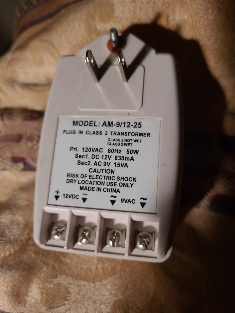 DC 12V 830ma AC 9v 15va Camera Power Wall Supply CCTV Dual Voltage Transformer