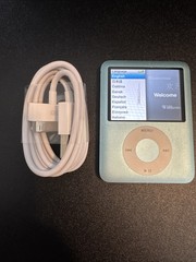 Apple iPod nano 3rd Generation Blue (8 GB) Bundle – See Pictures