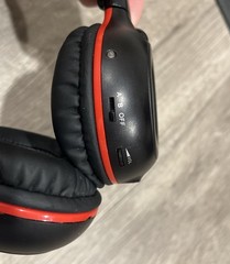 Simolio SM 561B Foldable Adjustable Headband Wireless Ear Cup Headphone