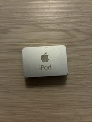 Apple iPod Shuffle 2nd Gen A1204 1GB Silver – Factory Reset