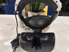 Sony PlayStation 4 PS4 VR Headset Gen 2 CUH-ZVR2 Genuine Tested + 1 Controller