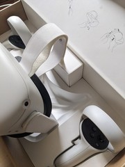 Oculus Quest 2 128GB White VR Headset Standalone PC Excellent Condition Complete