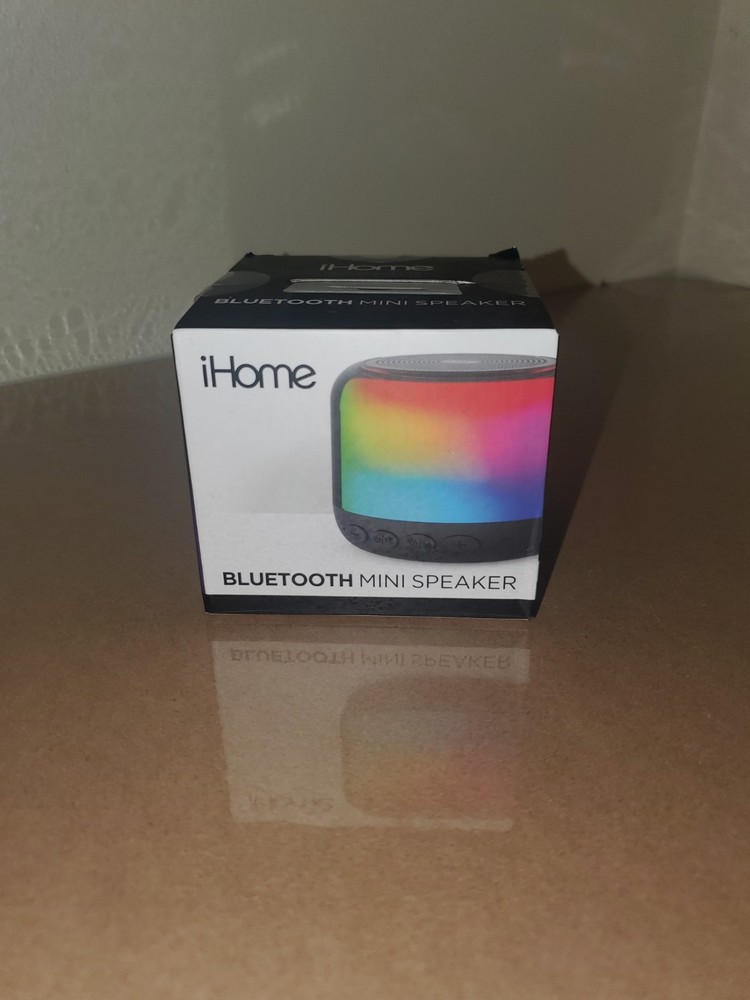 Ihome Bluetooth Mini Speaker 8 Modes Color Changing Rechargable up to 18 Hours