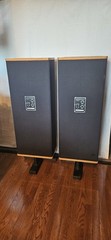 Vandersteen Model 2ce speakers with stands, READ DESCRIPTION BEFORE PURCHASE