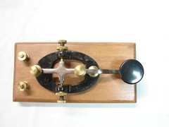 ~UNBRANDED VINTAGE STRAIGHT KEY, BUZZER & POWER SUPPLY~RECONDITIONED~WORKS~