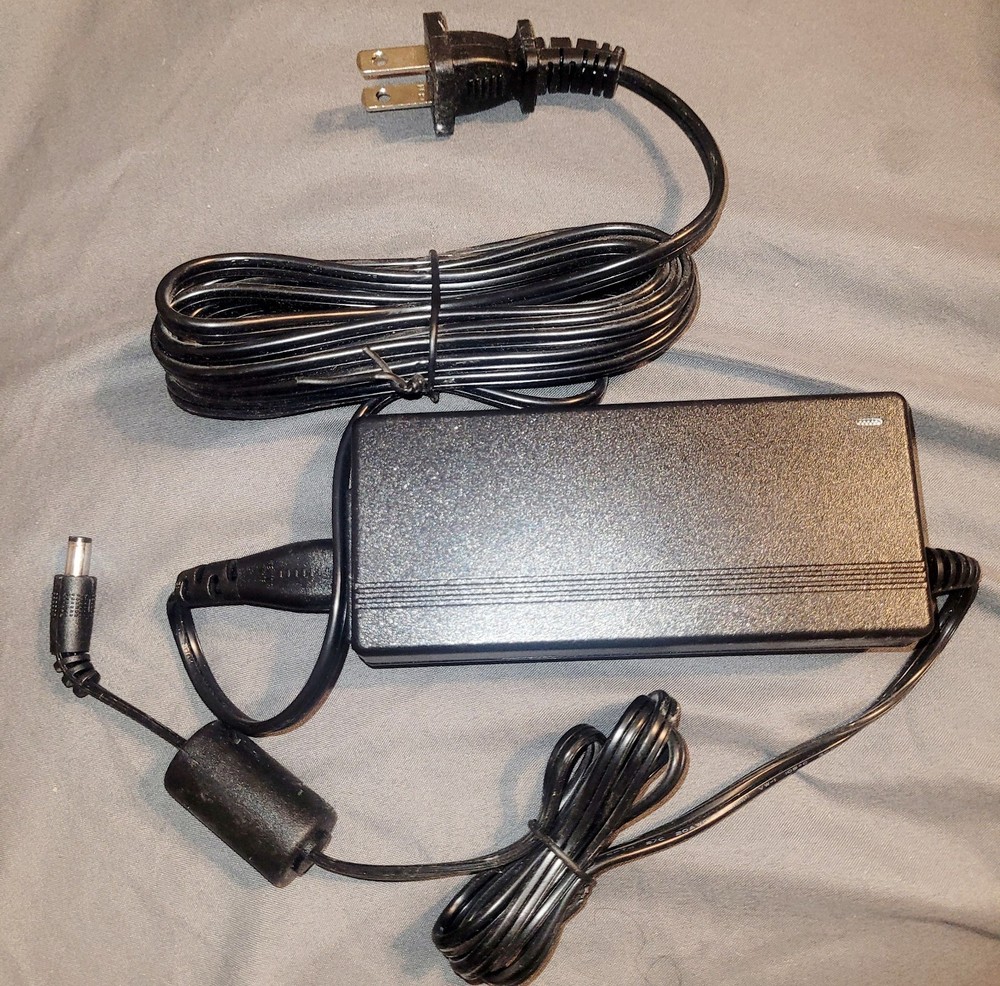 Switching Power Supply MP65-240250-E2 AC Adapter Charger 24V 2.5a Amps
